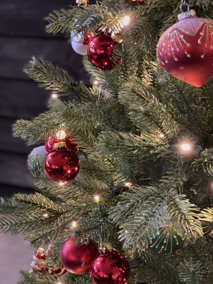 Künstlicher Weihnachtsbaum mit LED-lichterkette | Malmö Deluxe | in 6 Größen